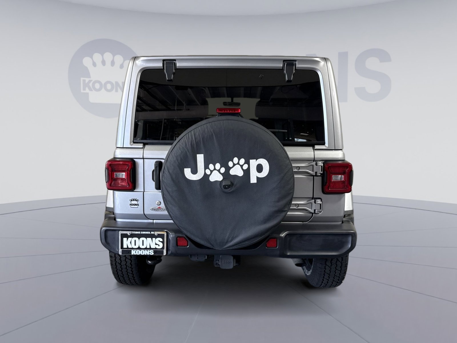 Used 2020 Jeep Wrangler Unlimited Sahara AWD/4WD image 5