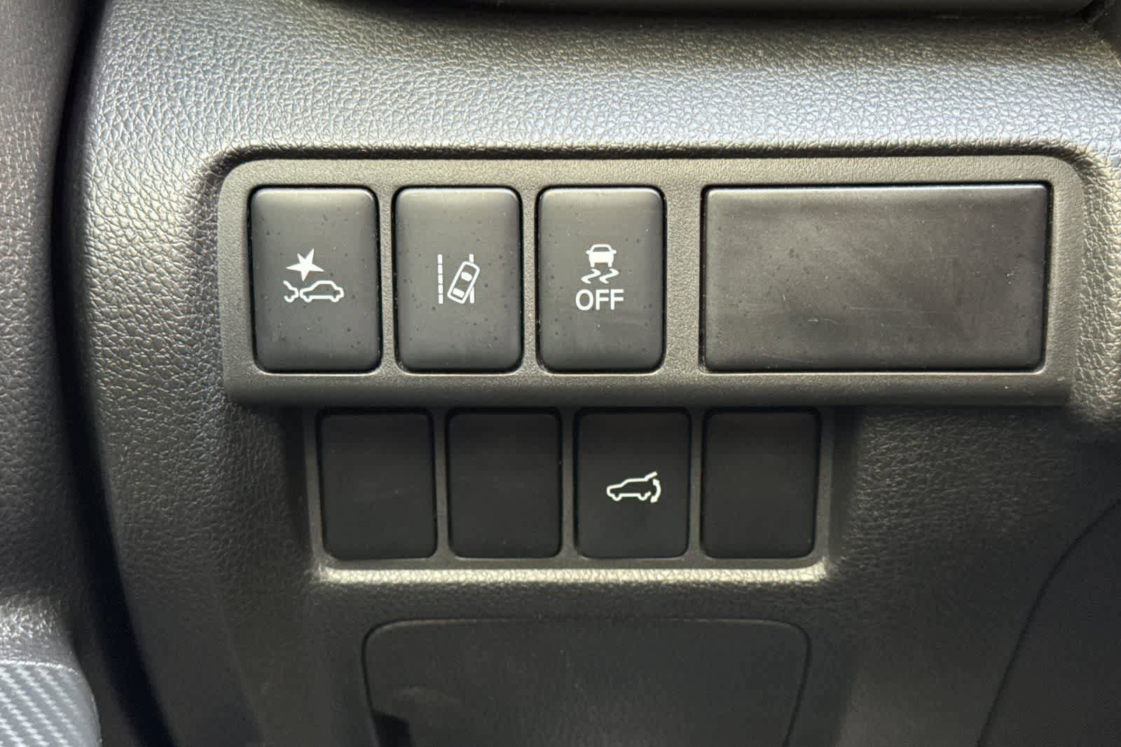 Used 2024 Mitsubishi Eclipse Cross SE image 33
