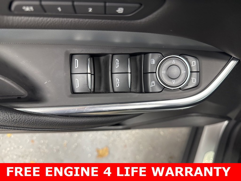 Used 2022 Cadillac XT4 Premium Luxury w/ Enhanced Visibility Package image 7