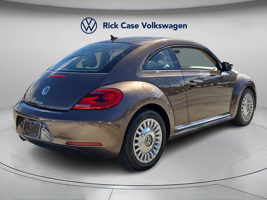 Used 2014 Volkswagen Beetle 1.8T image 5