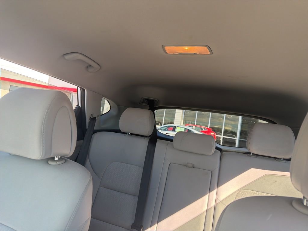 Used 2018 Hyundai Tucson SE image 18