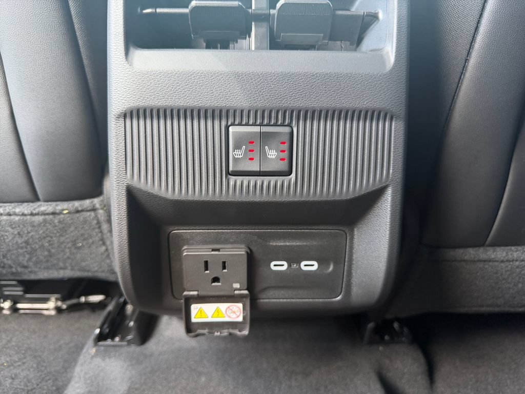 New 2026 Jeep Cherokee Overland w/ Advanced Pro Tech Group AWD/4WD image 18