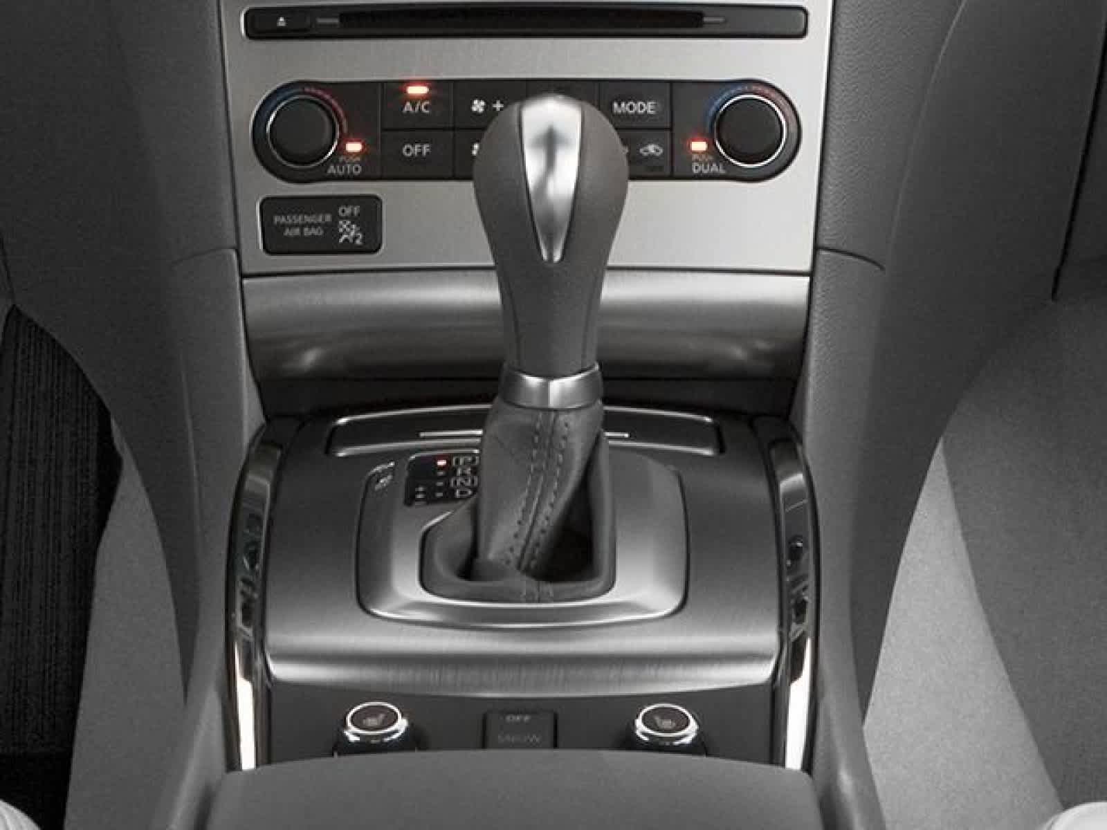 Used 2013 INFINITI G37 x Sedan w/ Premium Pkg AWD/4WD image 8