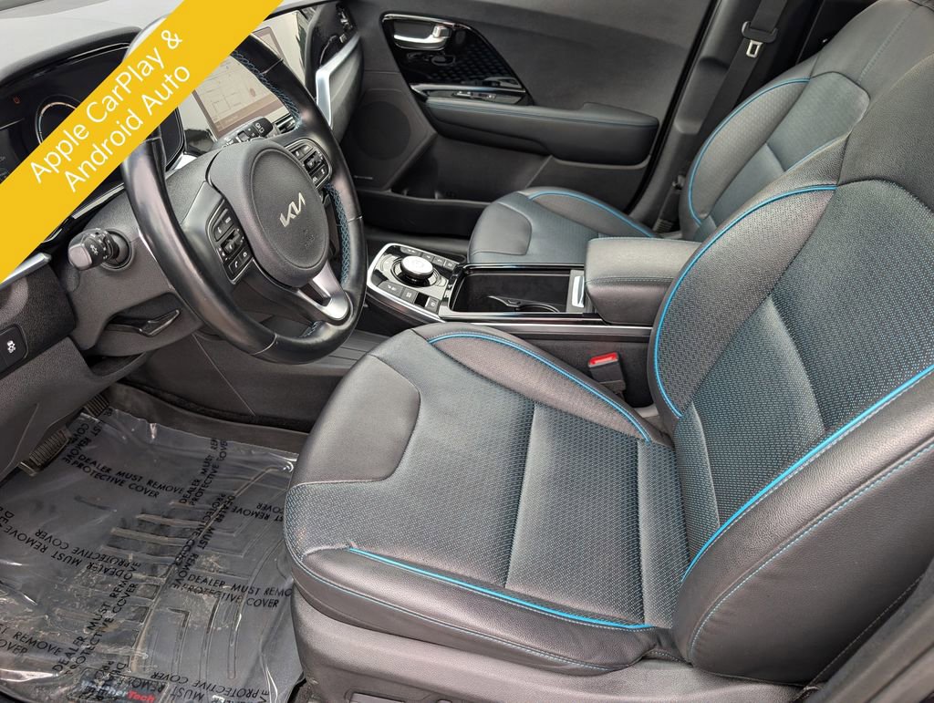 Used 2022 Kia Niro EX Premium w/ Cold Weather Package FWD image 15