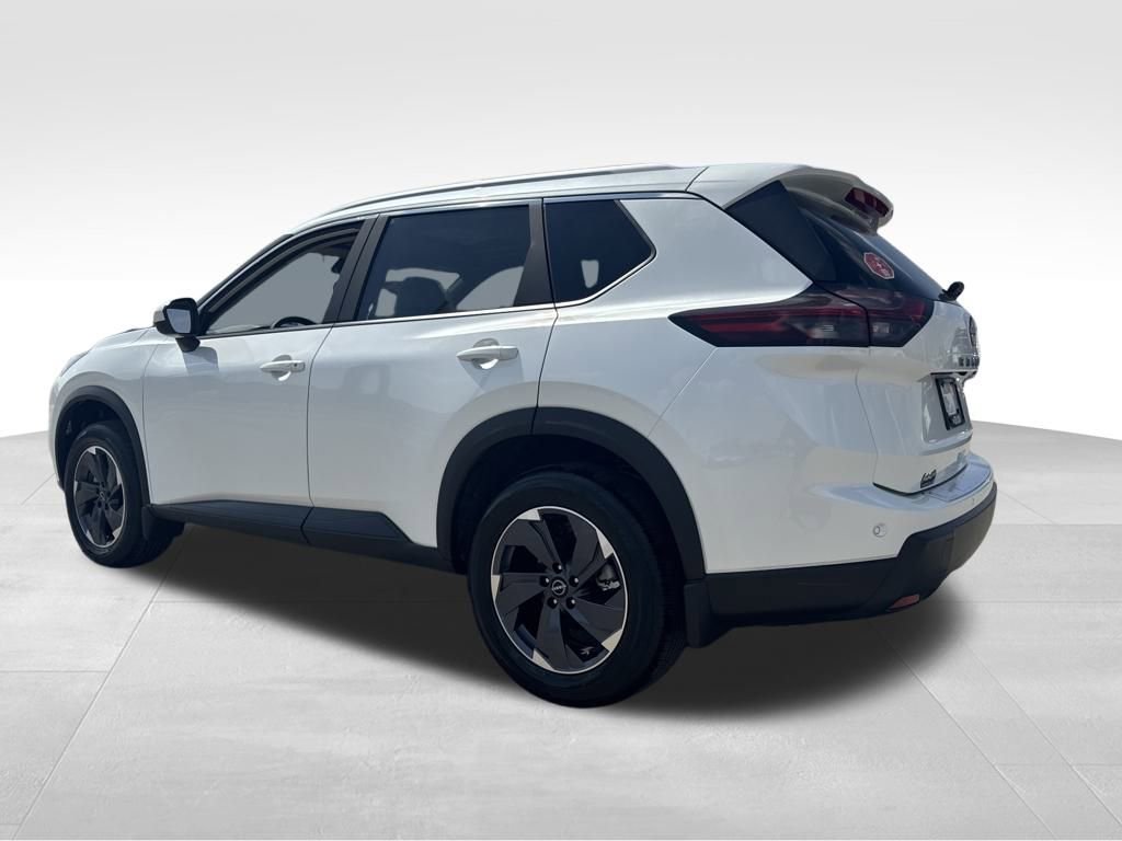 New 2026 Nissan Rogue SV w/ SV Premium Package image 3