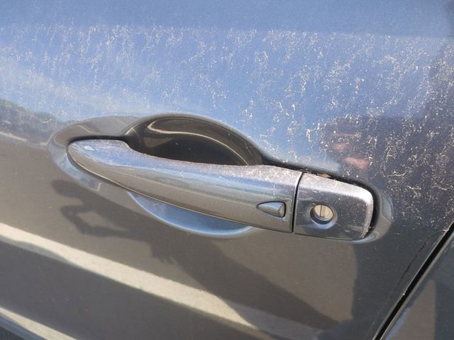 Used 2018 Nissan Kicks SV image 10