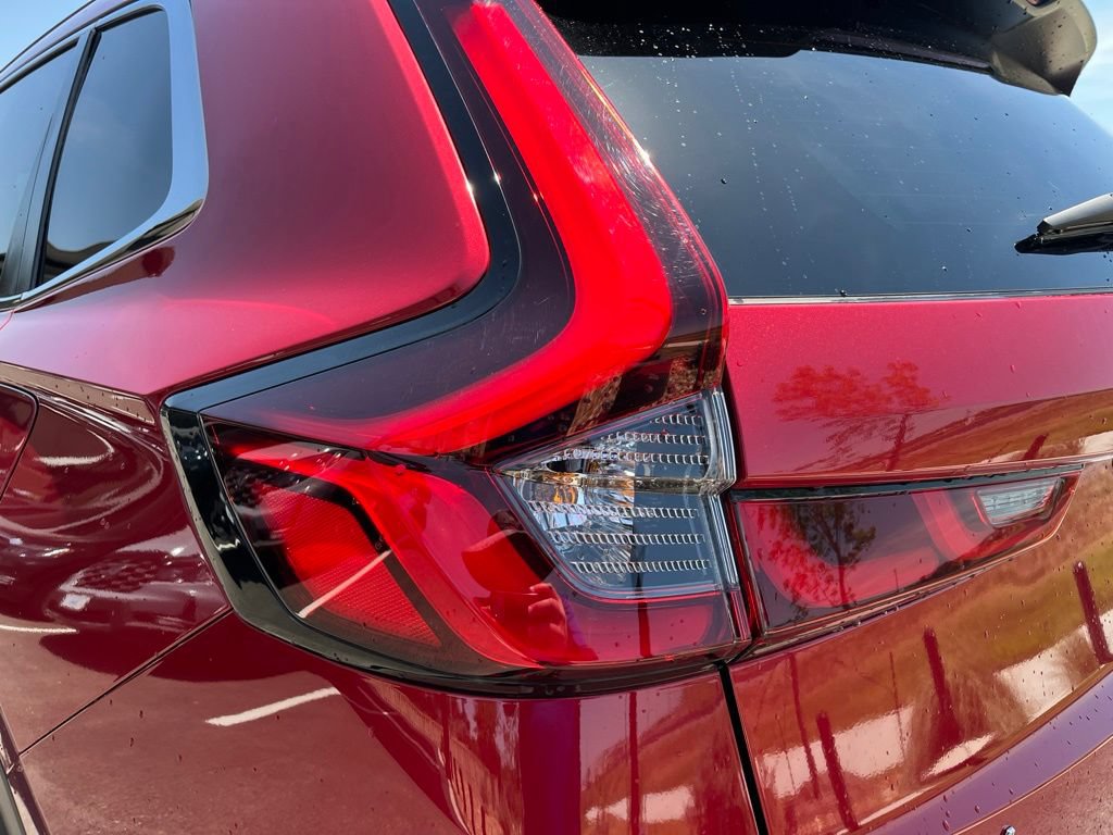 Certified 2025 Honda CR-V Sport image 7
