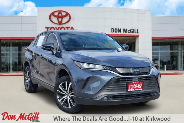 Certified 2022 Toyota Venza LE AWD/4WD image 1