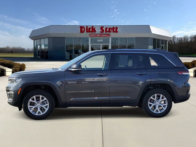 Used 2022 Jeep Grand Cherokee Limited image 4