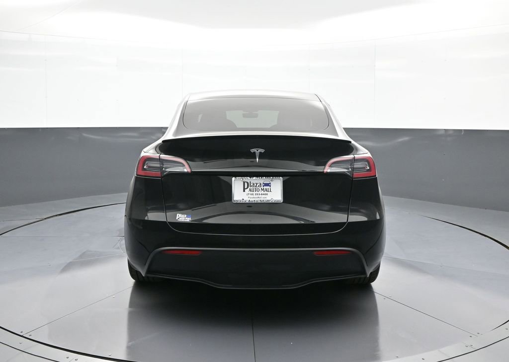 Used 2023 Tesla Model Y Long Range image 7