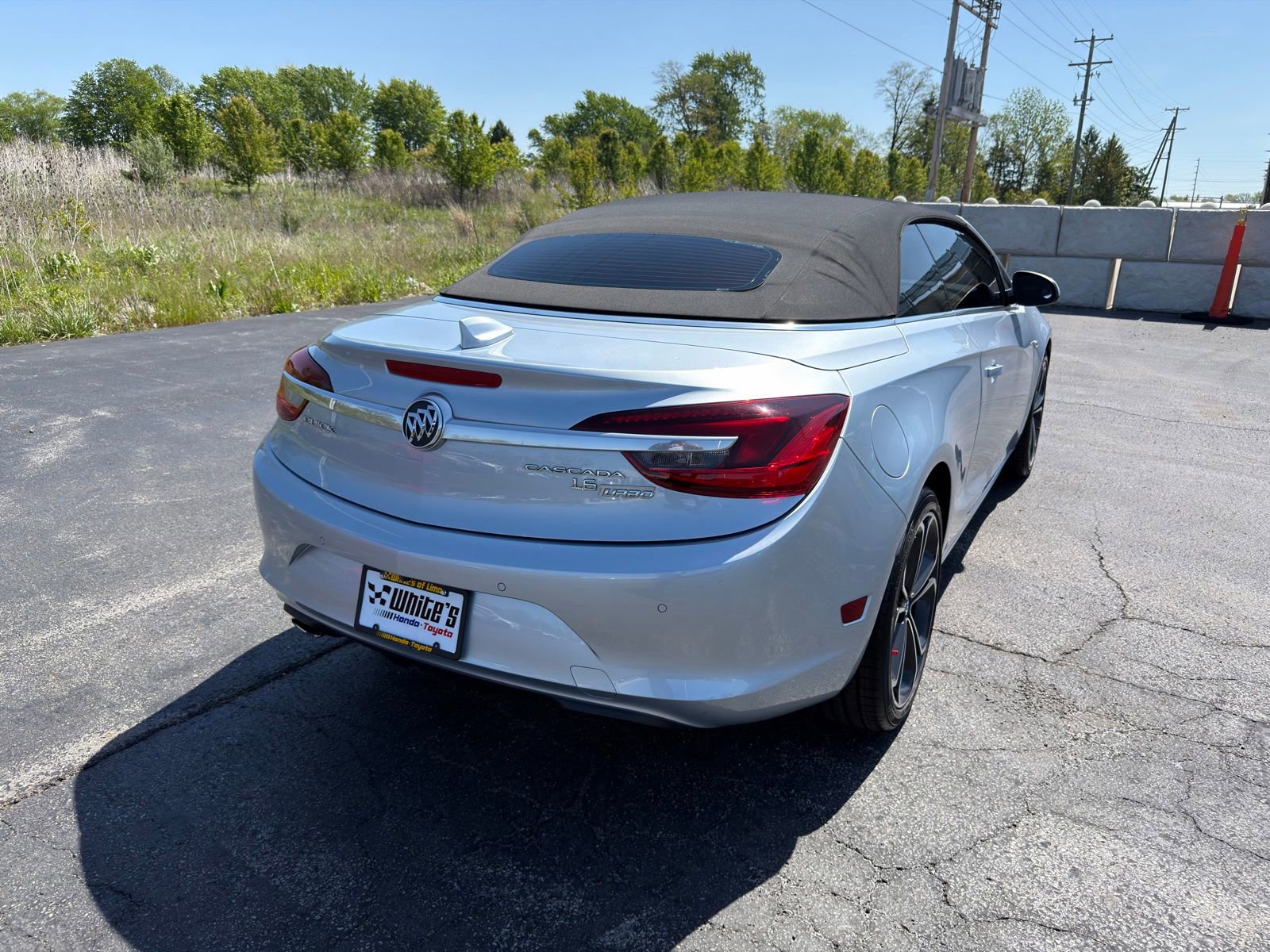 Used 2016 Buick Cascada Premium FWD image 9