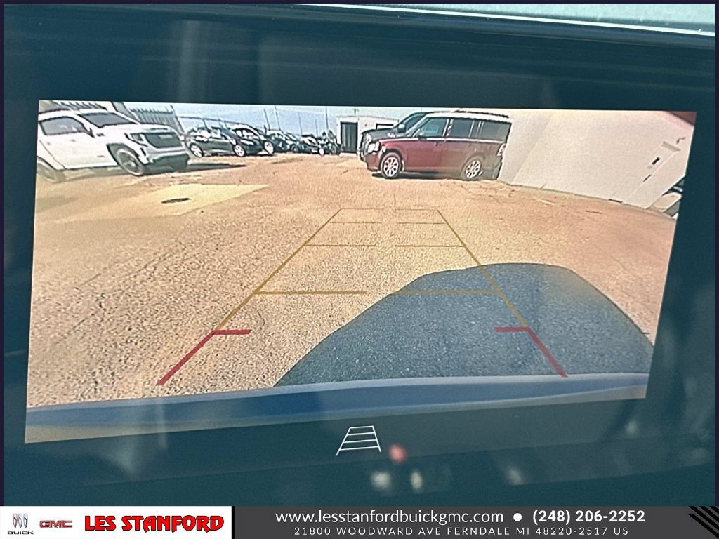 Certified 2024 Buick Encore GX Preferred w/ Comfort Package FWD image 29