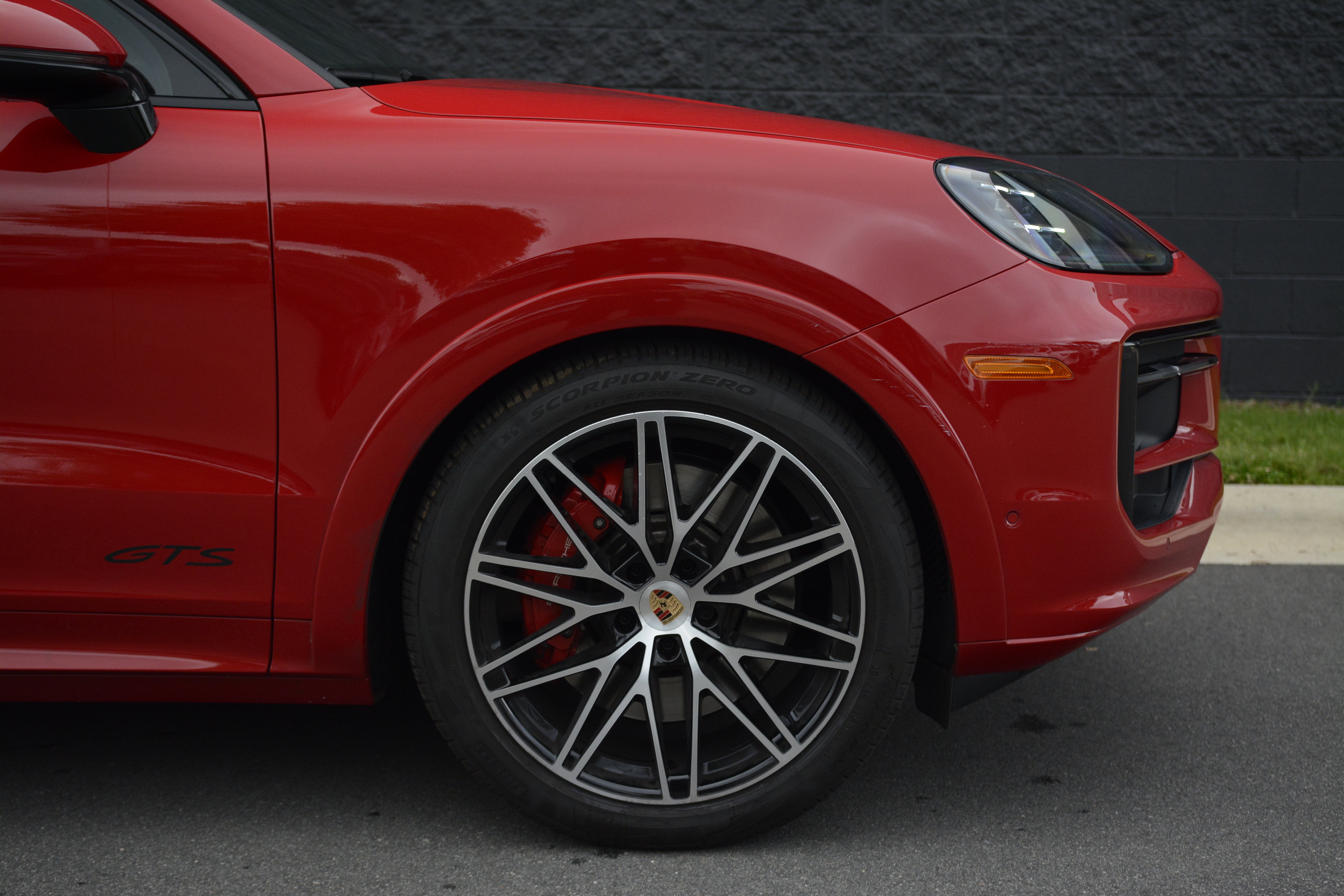 Certified 2025 Porsche Cayenne GTS AWD/4WD image 11