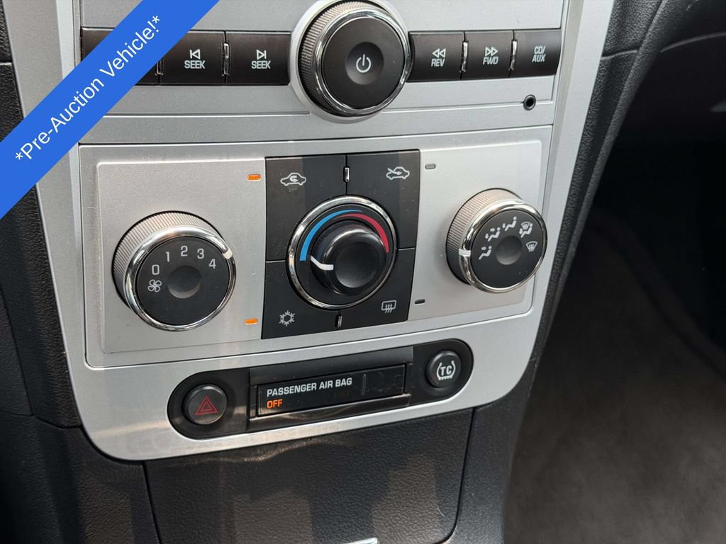 Used 2010 Chevrolet Malibu LT w/ Power Convenience Package FWD image 4
