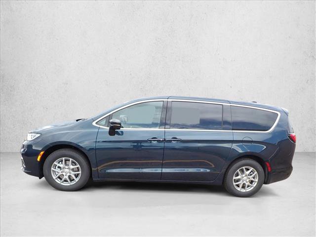 New 2025 Chrysler Pacifica Select FWD video 2