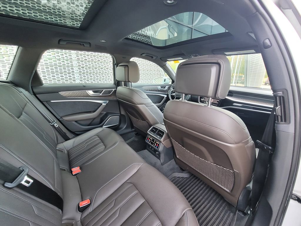 Used 2022 Audi A6 3.0T allroad Prestige AWD/4WD image 17