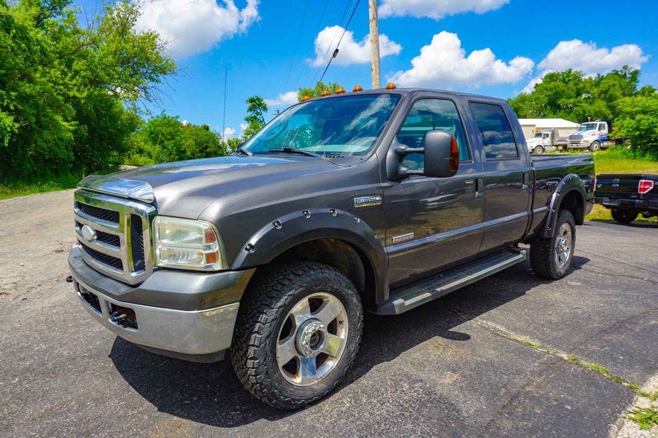 Used 2007 Ford F350 Lariat AWD/4WD image 7