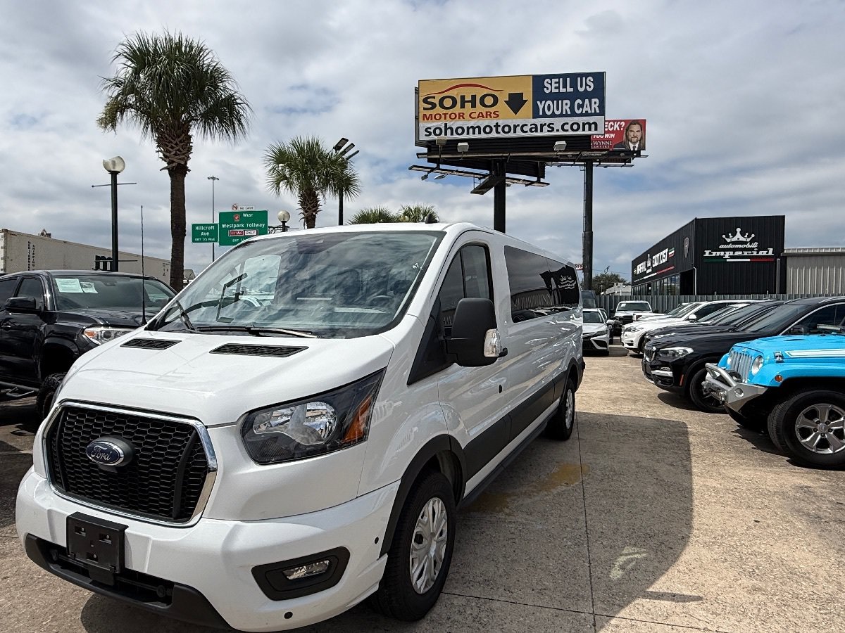 Used 2024 Ford Transit 350 XLT RWD image 7