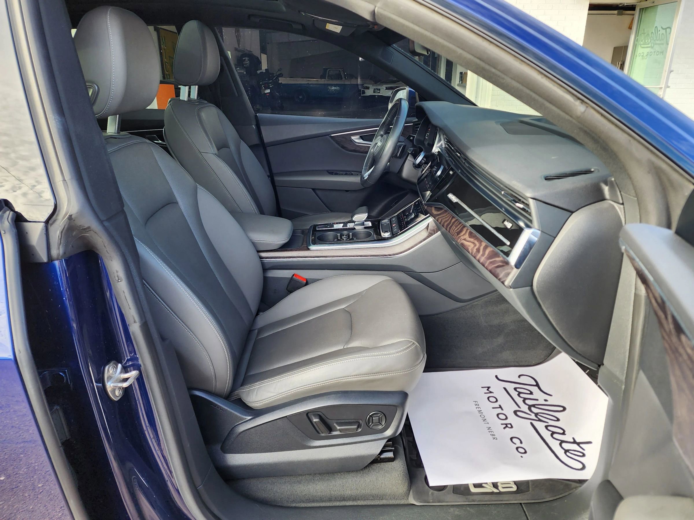 Used 2020 Audi Q8 Premium Plus w/ Premium Plus Package image 10