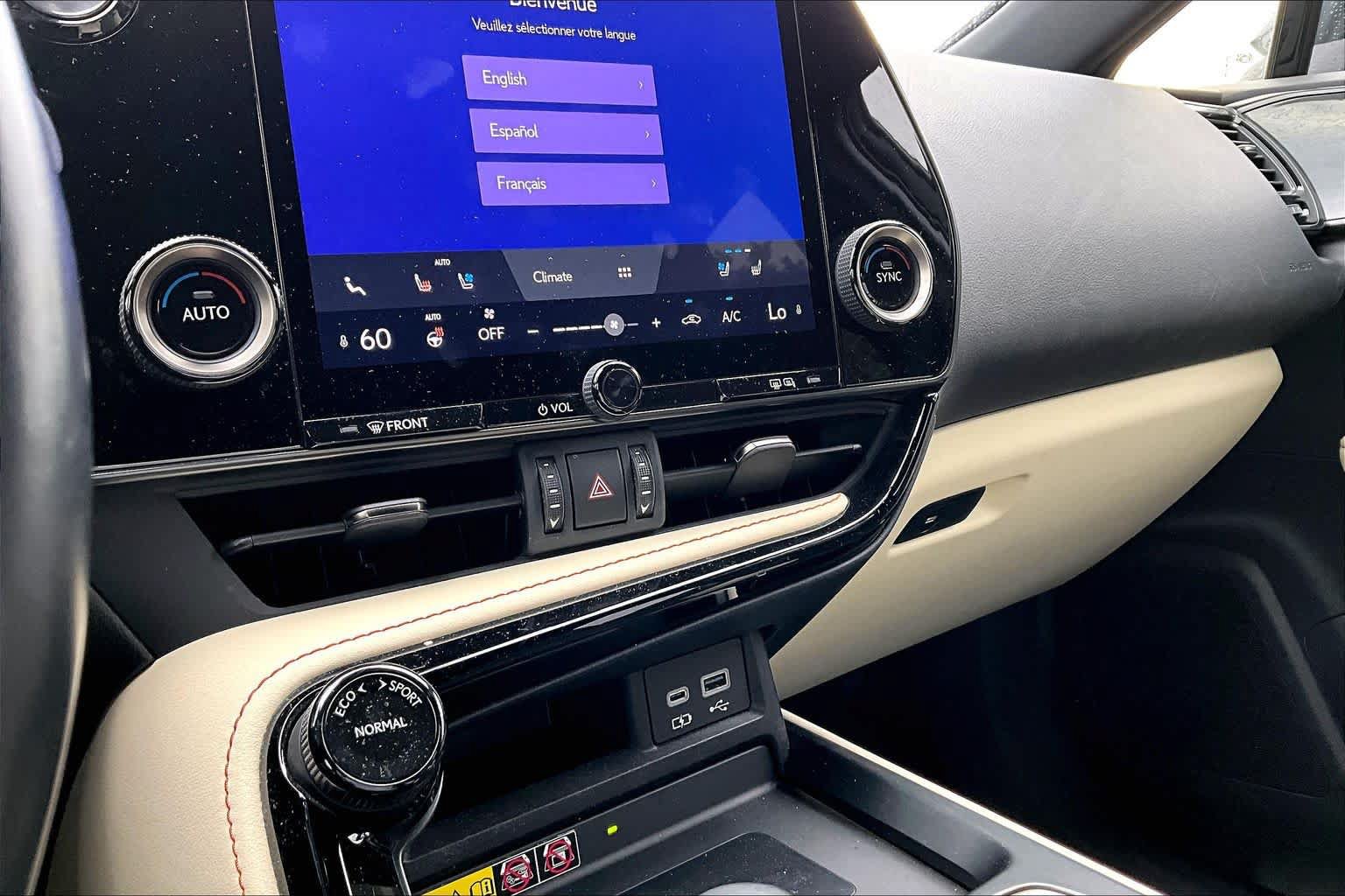 Used 2024 Lexus NX 350h AWD image 35