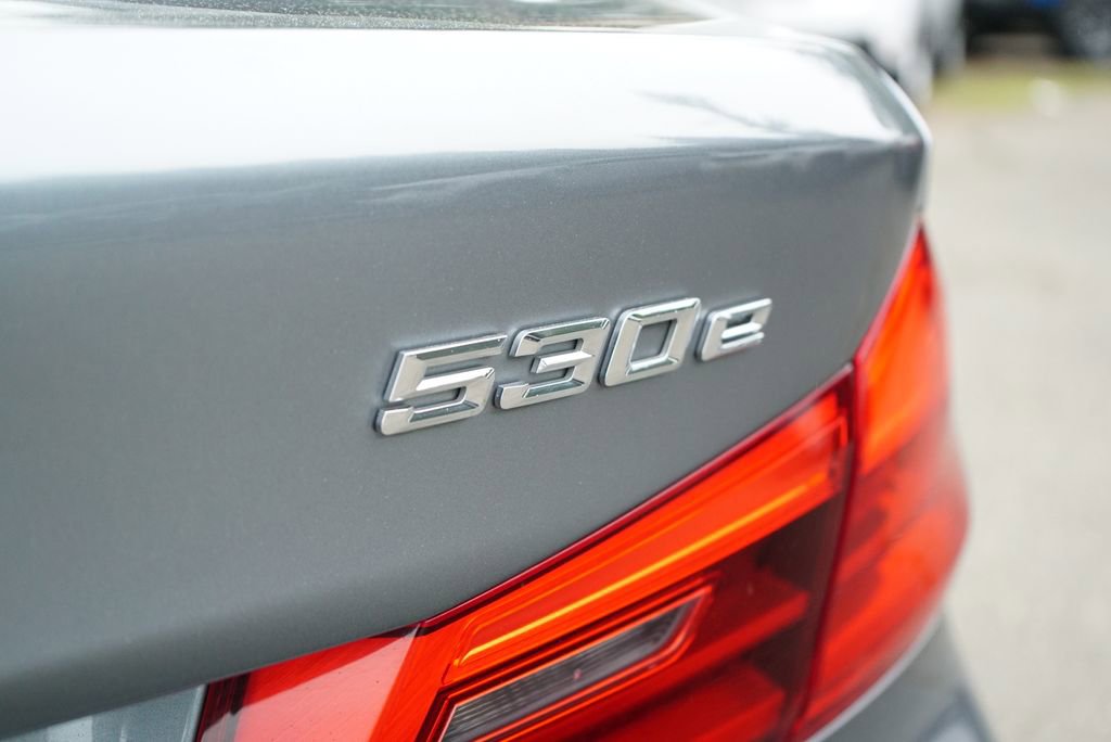Used 2019 BMW 530e w/ Executive Package RWD image 25