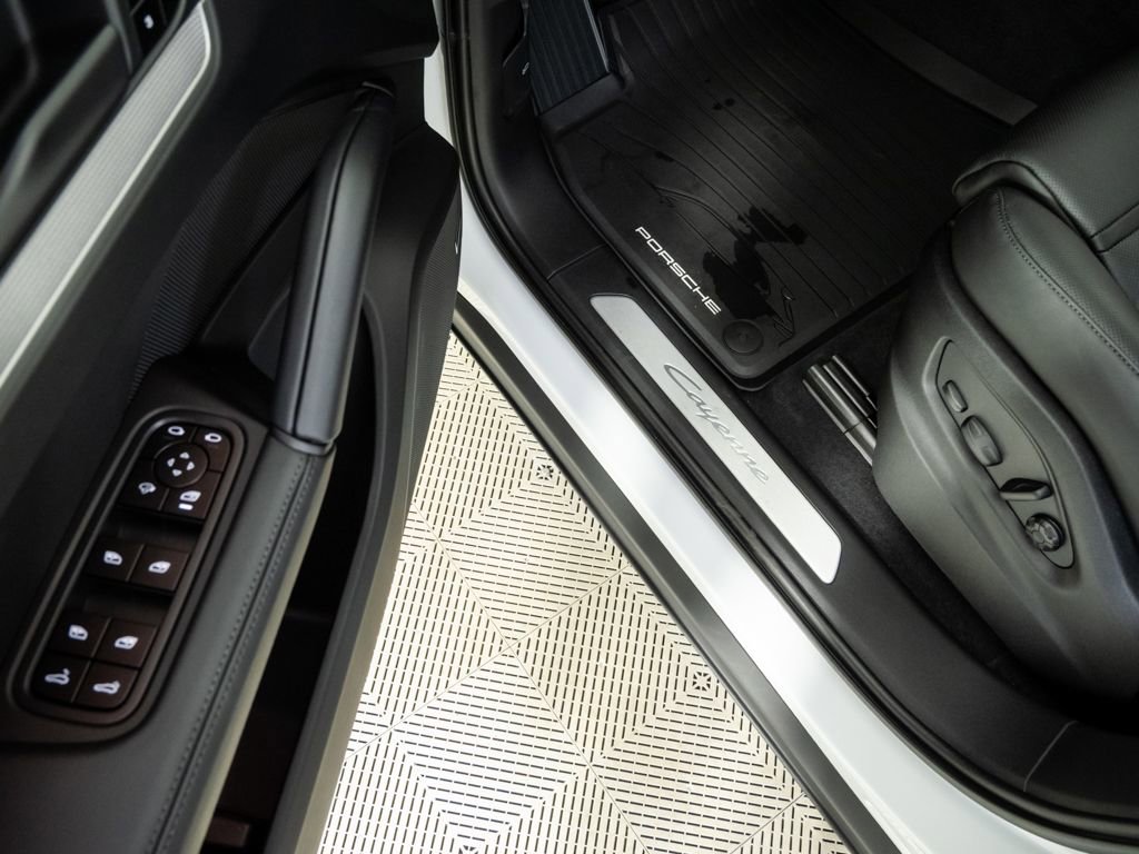 New 2026 Porsche Cayenne image 8