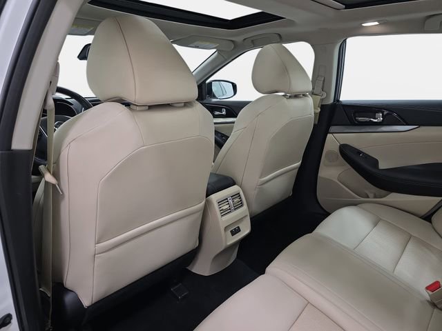 Used 2020 Nissan Maxima 3.5 SL w/ Floor Mat Group image 12