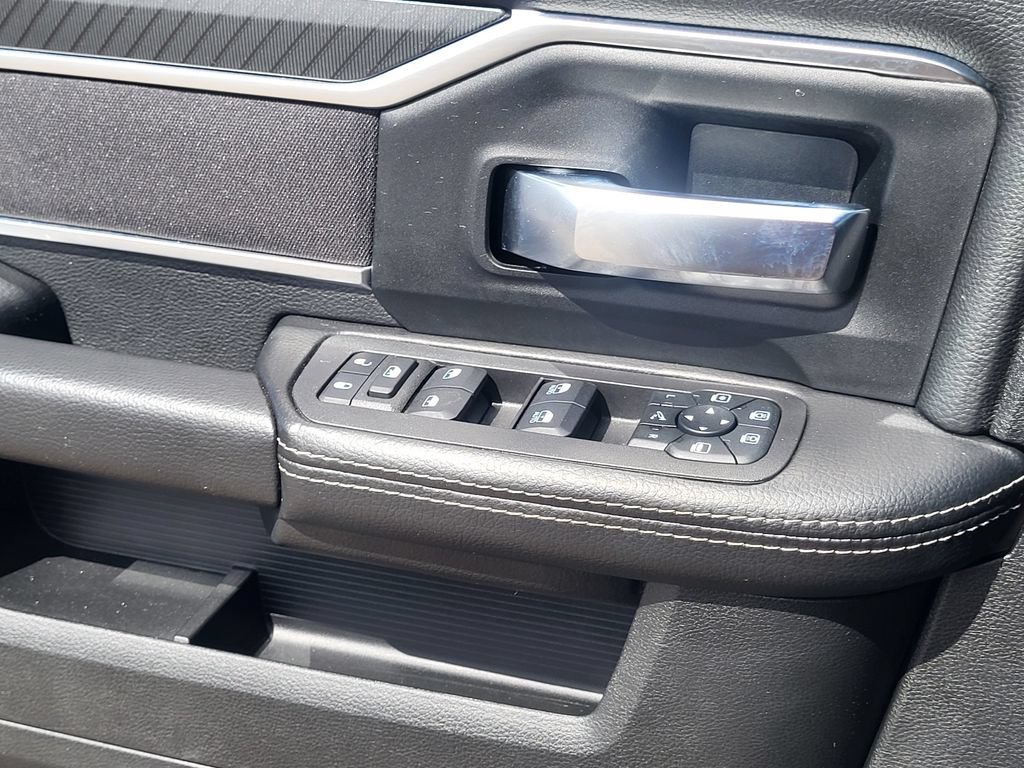 Used 2025 RAM 2500 Big Horn AWD/4WD image 20