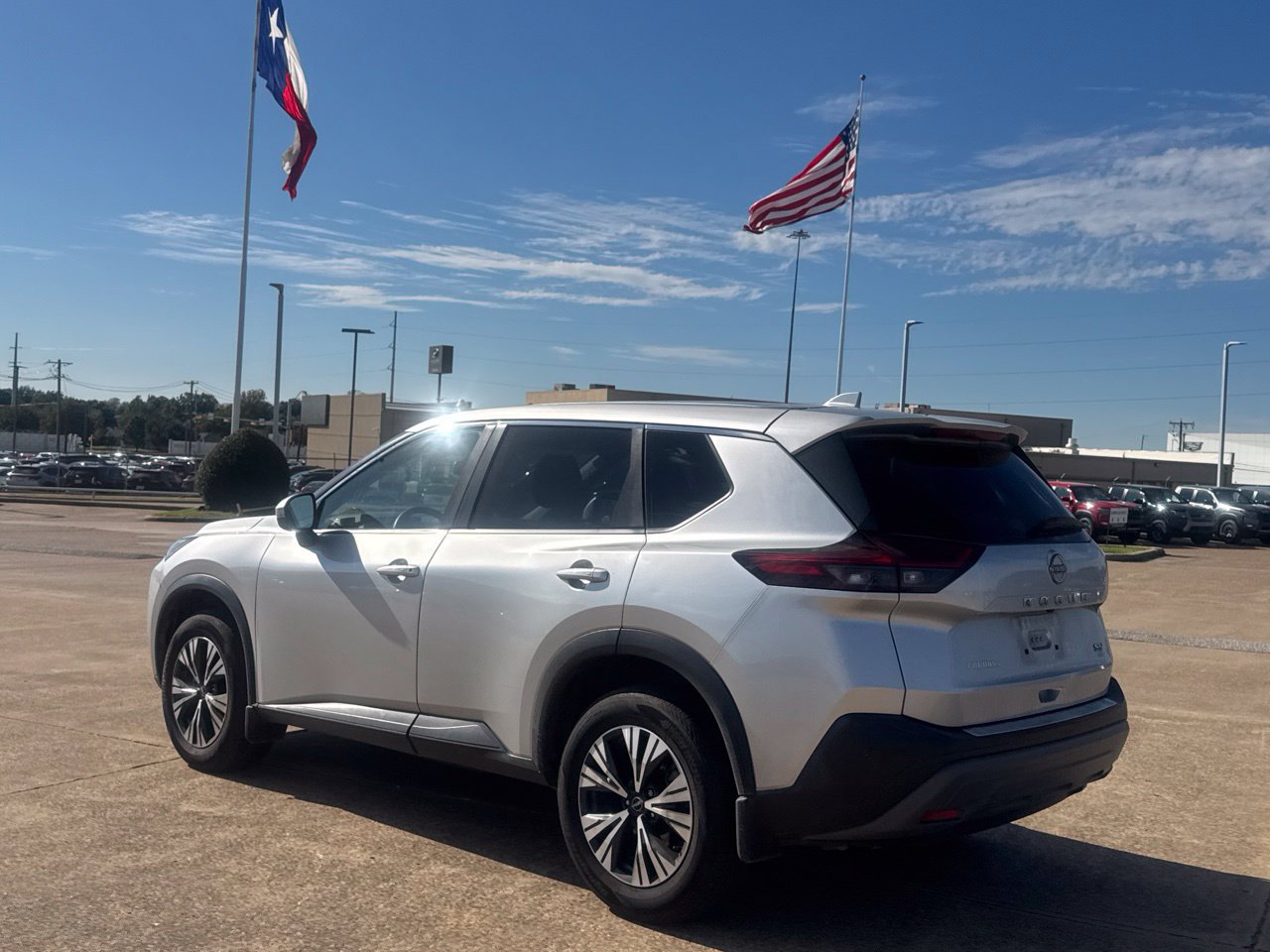Certified 2023 Nissan Rogue SV FWD image 20
