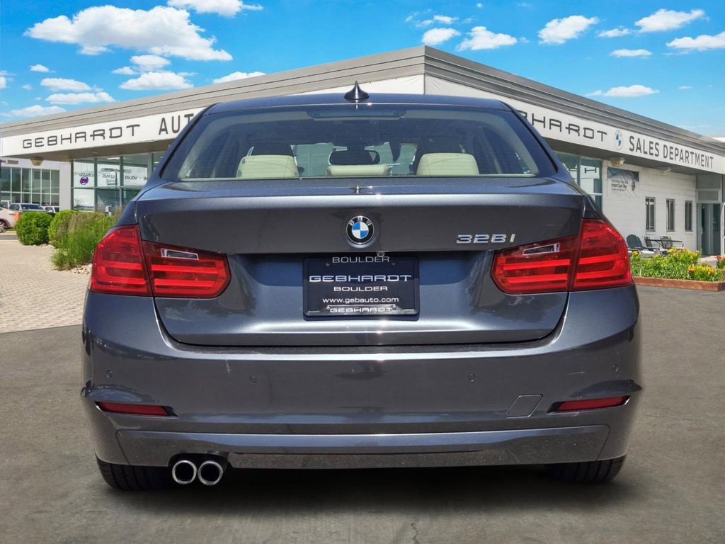 Used 2014 BMW 328i Sedan RWD image 6