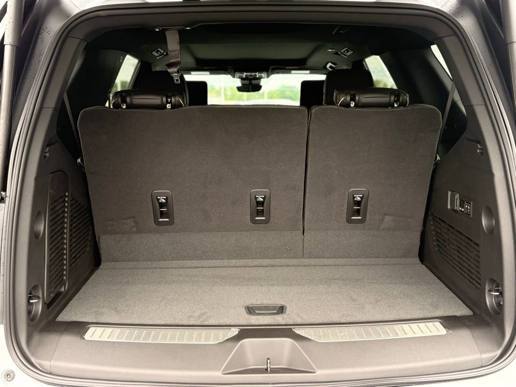 New 2026 Chevrolet Tahoe Premier AWD/4WD image 12