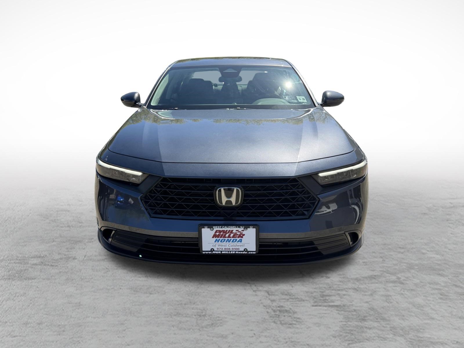 Used 2024 Honda Accord EX image 2