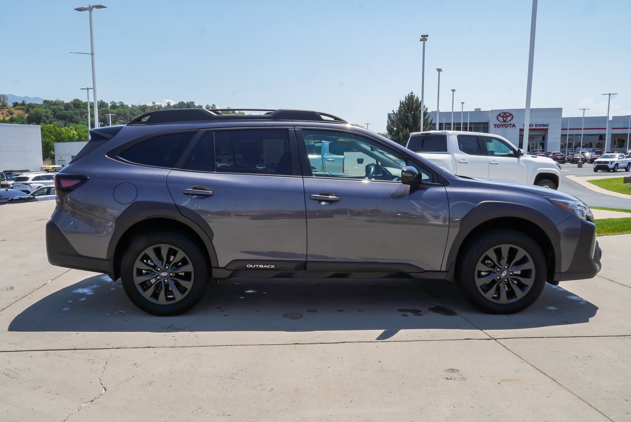 Used 2025 Subaru Outback Onyx Edition XT AWD/4WD image 9