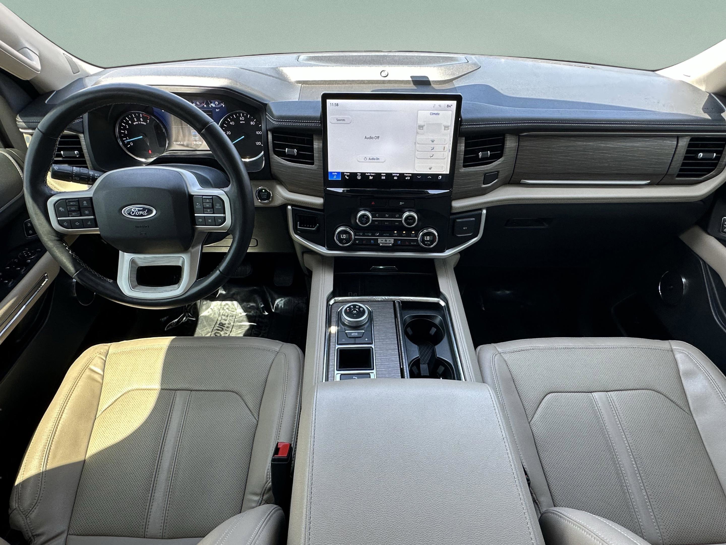Used 2022 Ford Expedition Limited RWD image 11