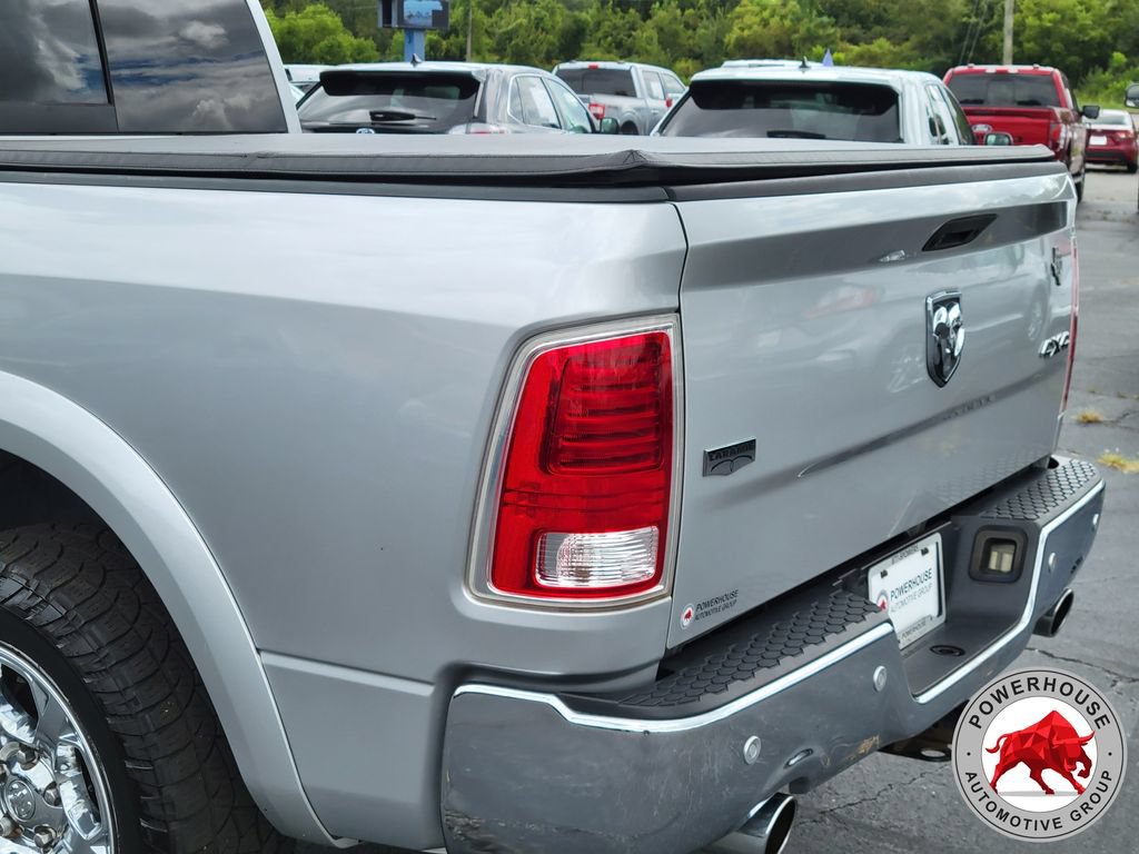 Used 2017 RAM 1500 Laramie w/ Convenience Group AWD/4WD image 13