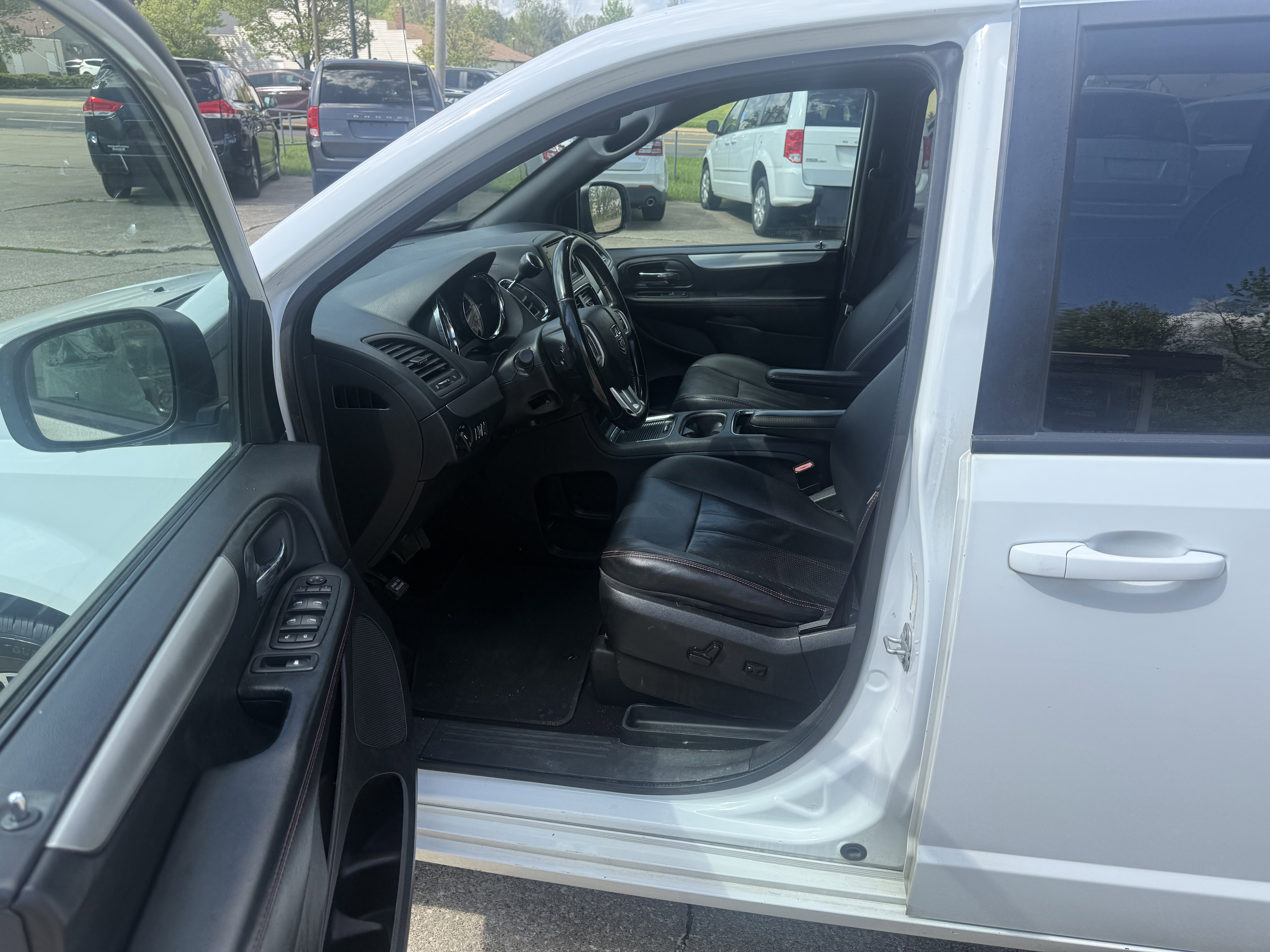 Used 2019 Dodge Grand Caravan GT FWD image 8