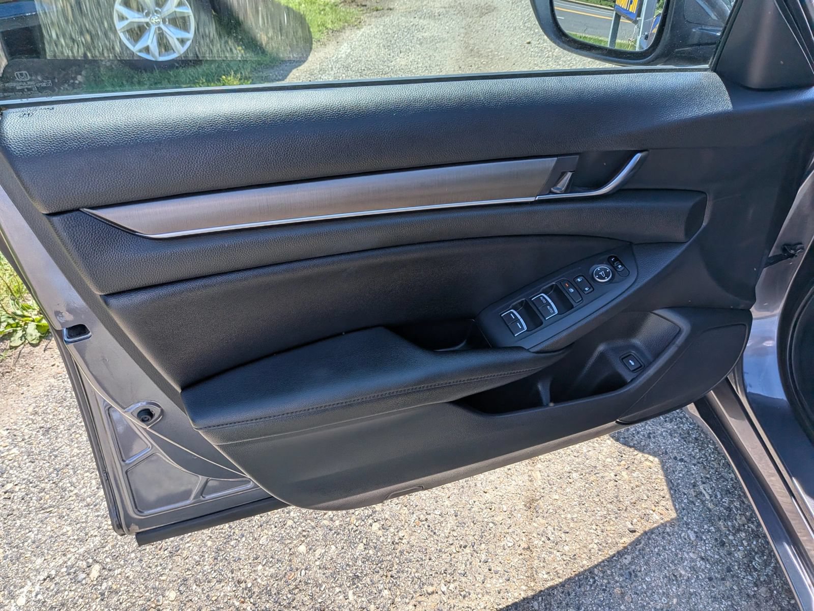 Used 2020 Honda Accord LX image 19