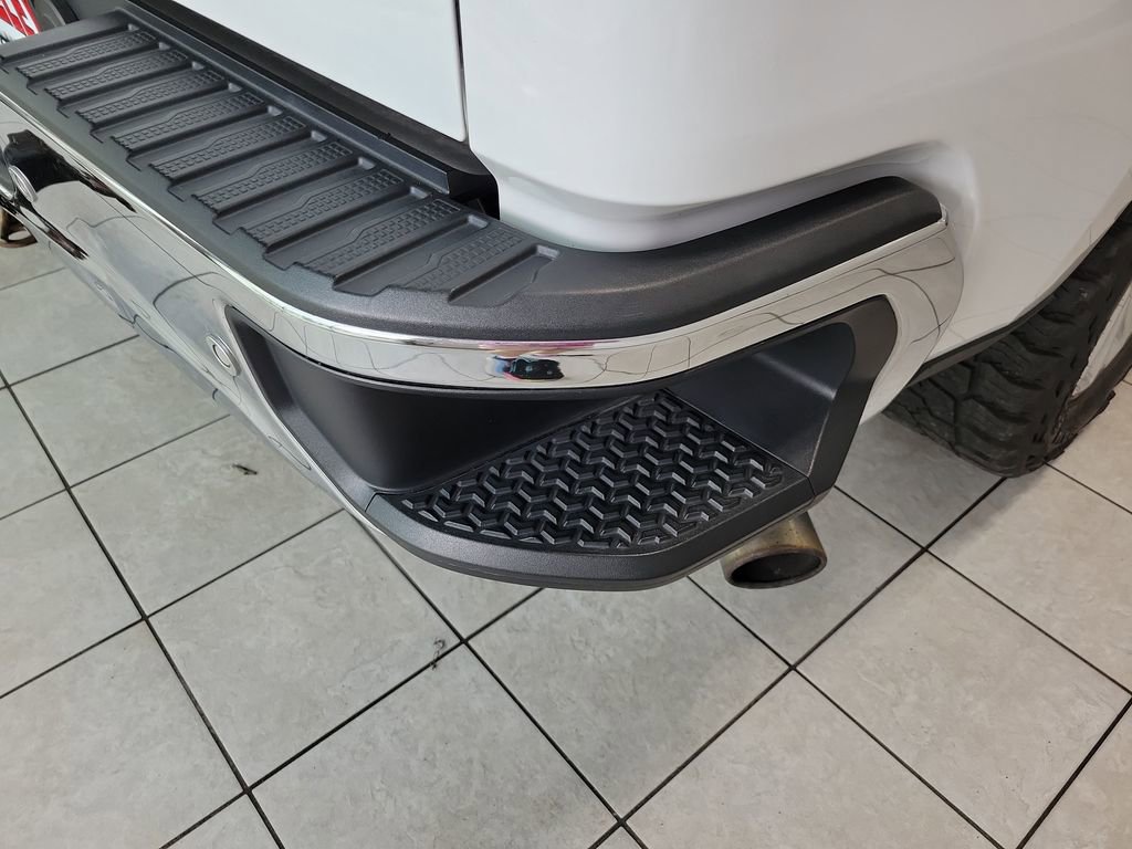 Used 2019 Chevrolet Silverado 1500 LTZ w/ LTZ Plus Package AWD/4WD image 49