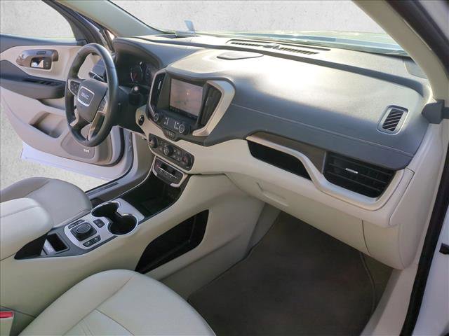 Used 2023 GMC Terrain Denali w/ Denali Premium Package image 23