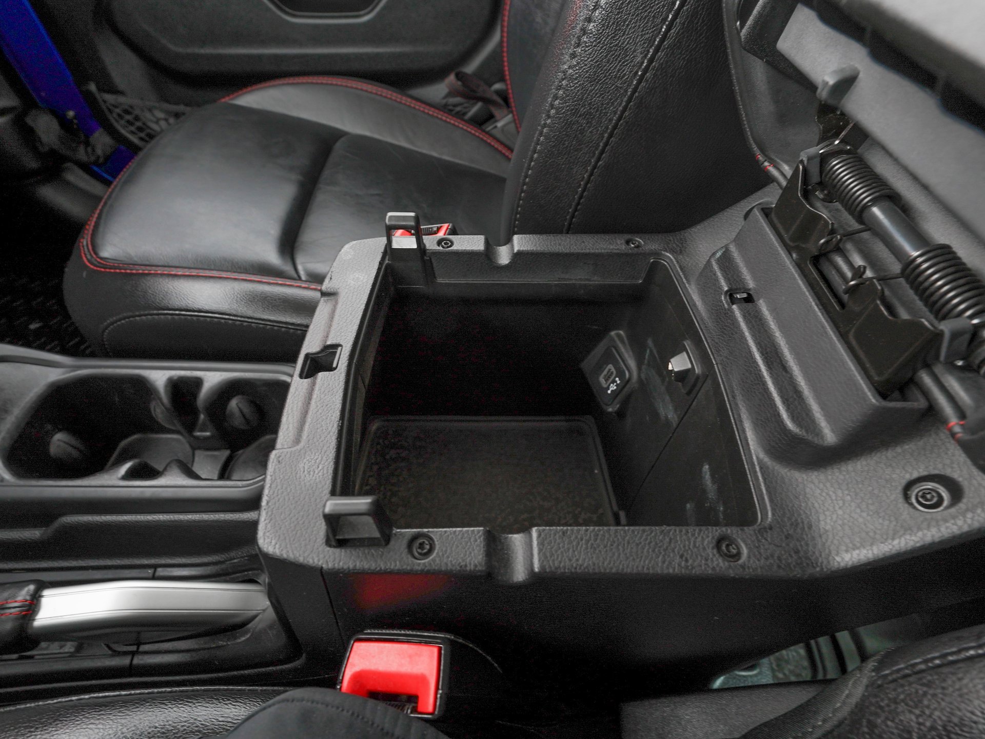 Used 2018 Jeep Wrangler Unlimited Rubicon image 28