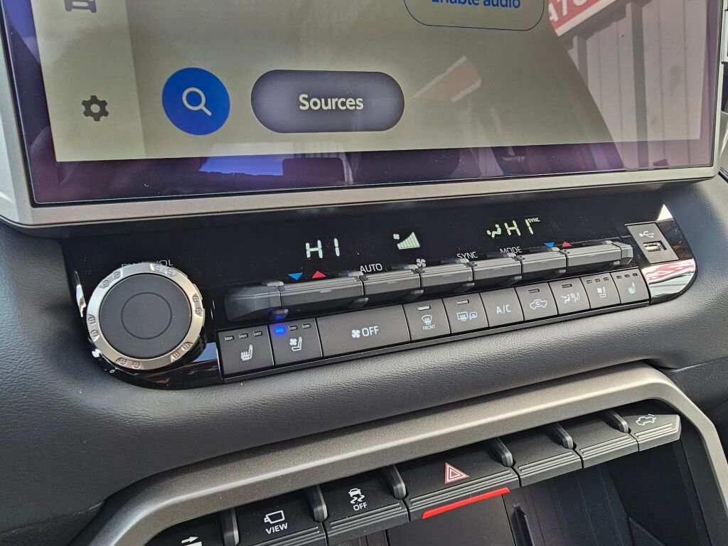 New 2026 Toyota Tundra Platinum image 19