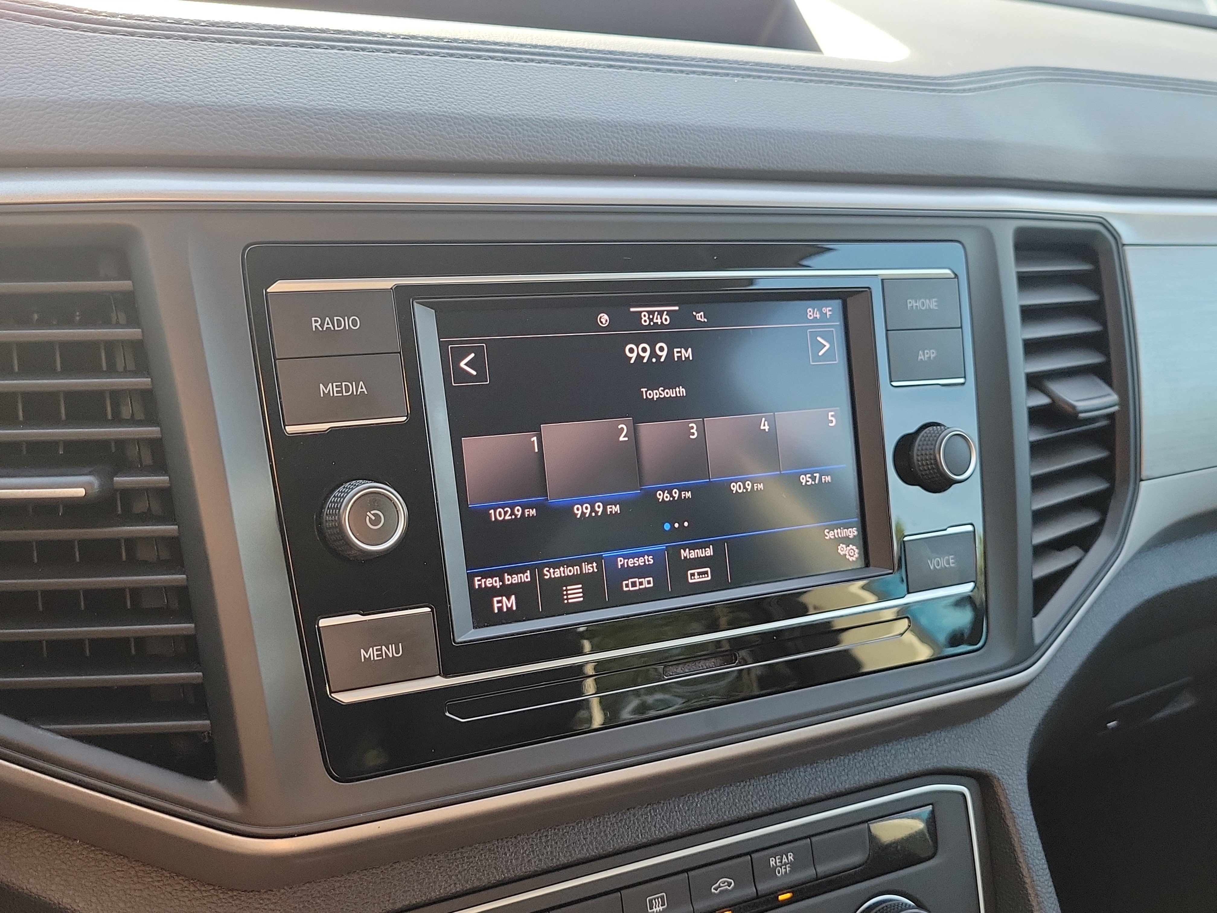 Used 2020 Volkswagen Atlas S FWD image 31