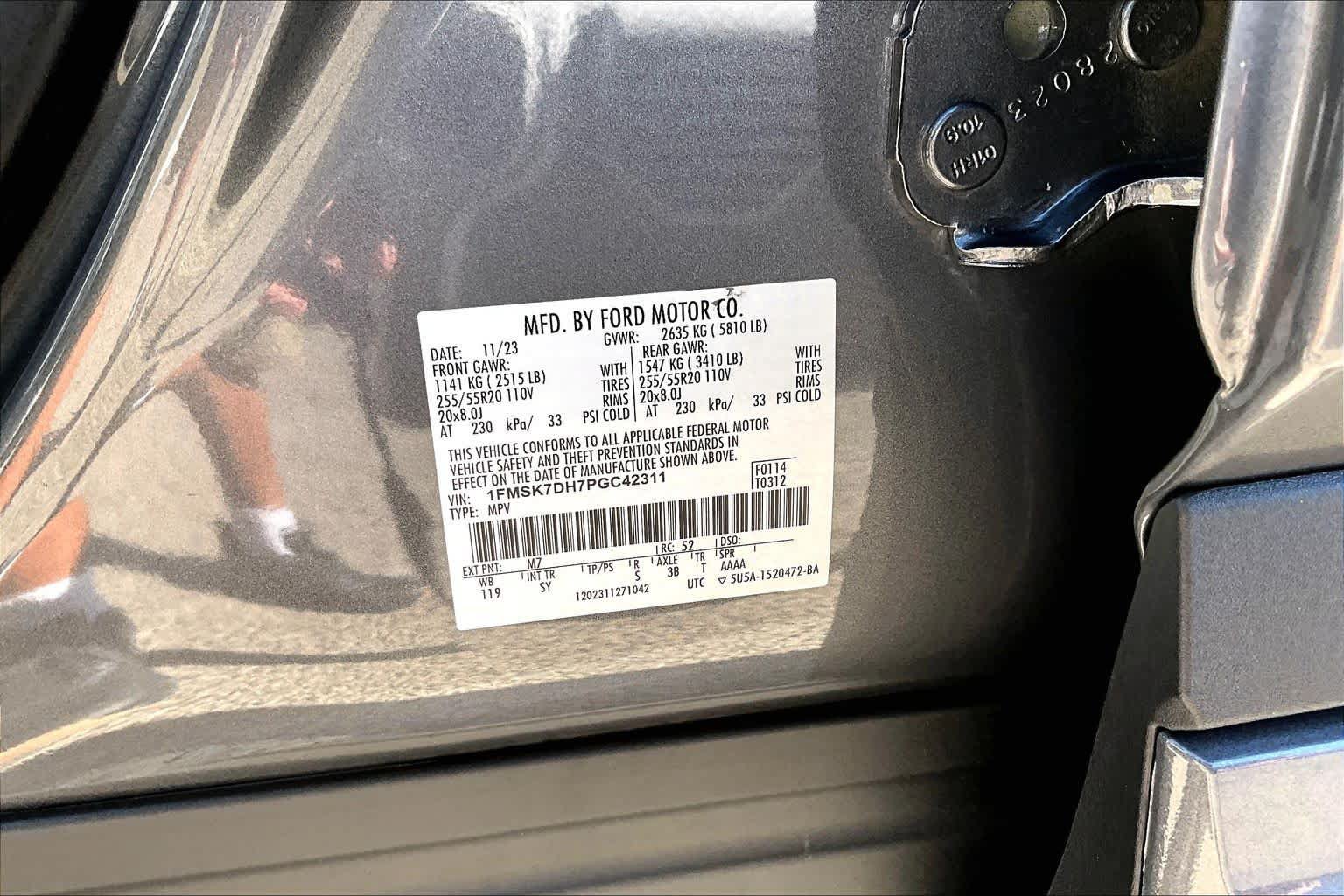 Used 2023 Ford Explorer XLT w/ Equipment Group 202A RWD image 34