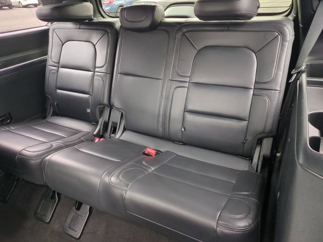 Used 2023 Lincoln Navigator Reserve AWD/4WD image 20