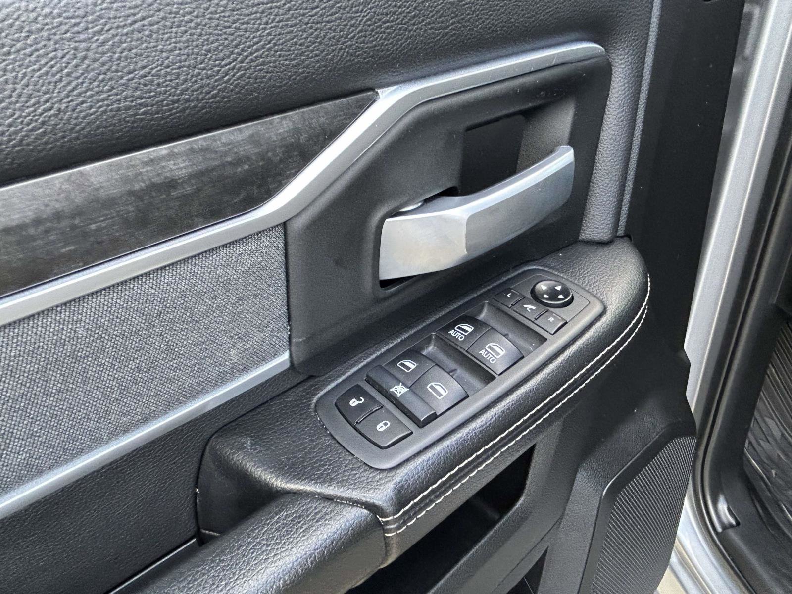 Used 2021 RAM 2500 Big Horn w/ Night Edition image 17