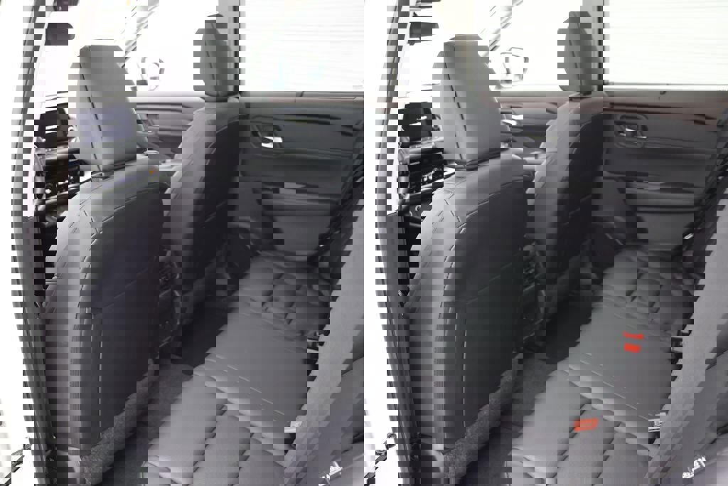 Used 2023 Nissan Rogue SV w/ SV Premium Package image 11