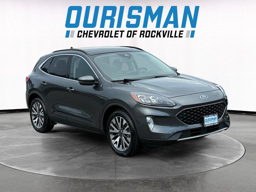Used 2020 Ford Escape Titanium AWD/4WD image 1