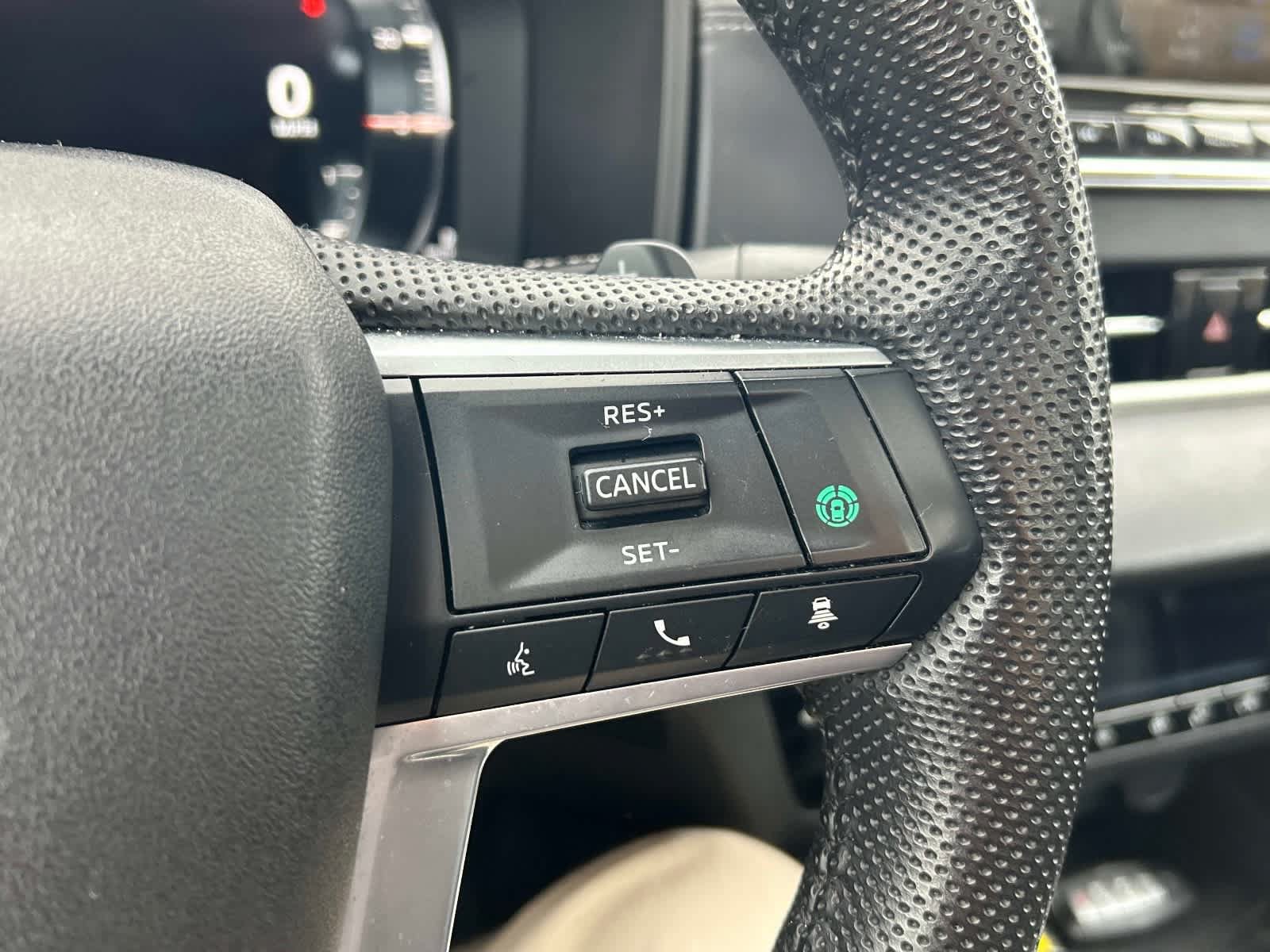 Used 2023 Mitsubishi Outlander SE AWD/4WD image 30