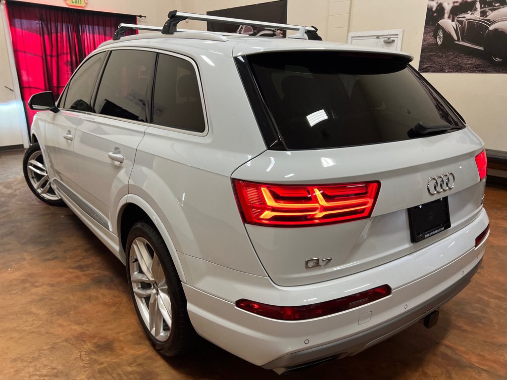 Used 2018 Audi Q7 3.0T Prestige AWD/4WD image 54