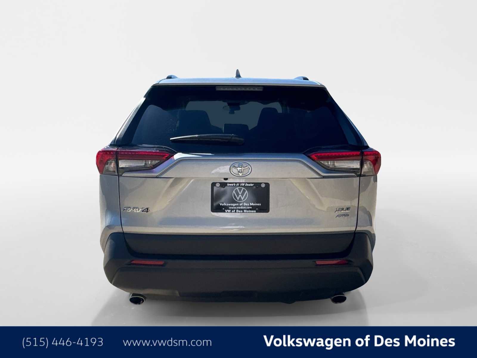 Used 2025 Toyota RAV4 XLE image 5